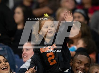 Thumbnail 3 in Refugio vs Holland (Class 2A Division I Quarterfinals) photogallery.