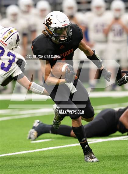 Thumbnail 3 in Refugio vs Holland (Class 2A Division I Quarterfinals) photogallery.