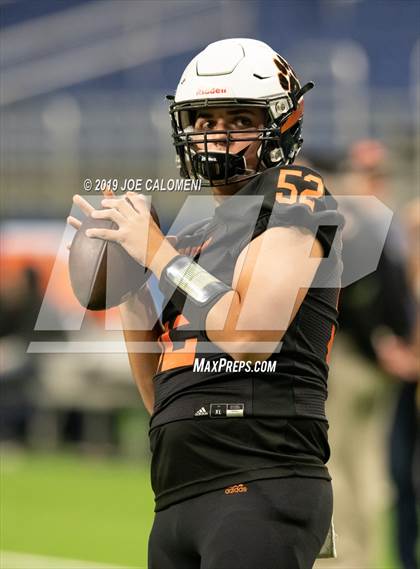 Thumbnail 2 in Refugio vs Holland (Class 2A Division I Quarterfinals) photogallery.
