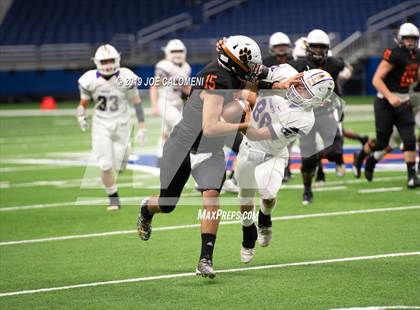 Thumbnail 1 in Refugio vs Holland (Class 2A Division I Quarterfinals) photogallery.