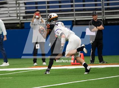Thumbnail 1 in Refugio vs Holland (Class 2A Division I Quarterfinals) photogallery.