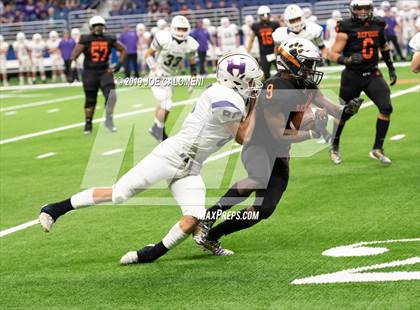 Thumbnail 3 in Refugio vs Holland (Class 2A Division I Quarterfinals) photogallery.