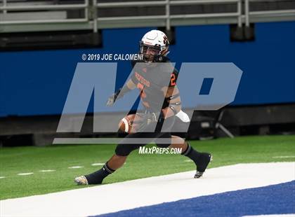 Thumbnail 1 in Refugio vs Holland (Class 2A Division I Quarterfinals) photogallery.