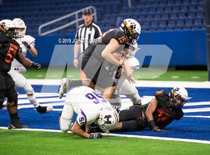 Thumbnail 2 in Refugio vs Holland (Class 2A Division I Quarterfinals) photogallery.