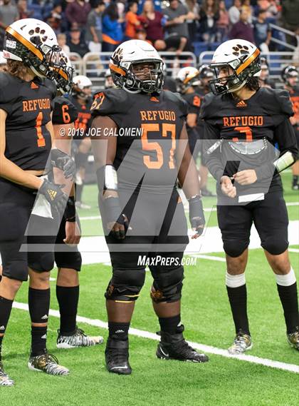 Thumbnail 3 in Refugio vs Holland (Class 2A Division I Quarterfinals) photogallery.