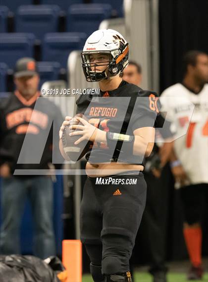 Thumbnail 1 in Refugio vs Holland (Class 2A Division I Quarterfinals) photogallery.