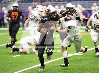 Thumbnail 1 in Refugio vs Holland (Class 2A Division I Quarterfinals) photogallery.