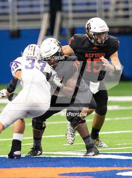 Thumbnail 3 in Refugio vs Holland (Class 2A Division I Quarterfinals) photogallery.