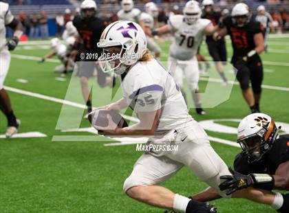 Thumbnail 2 in Refugio vs Holland (Class 2A Division I Quarterfinals) photogallery.