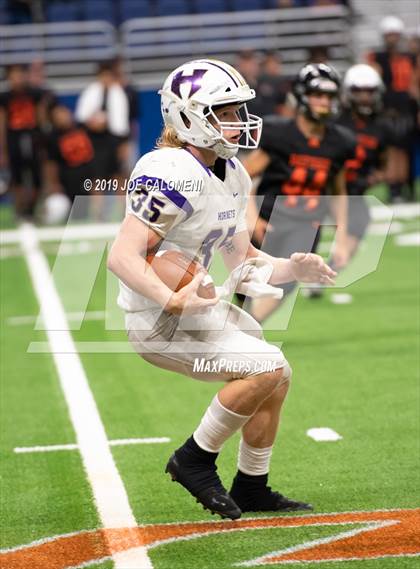 Thumbnail 1 in Refugio vs Holland (Class 2A Division I Quarterfinals) photogallery.