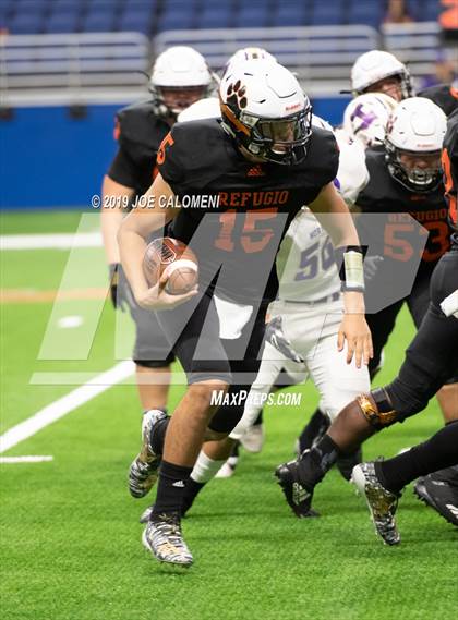Thumbnail 3 in Refugio vs Holland (Class 2A Division I Quarterfinals) photogallery.