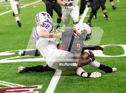 Thumbnail 2 in Refugio vs Holland (Class 2A Division I Quarterfinals) photogallery.
