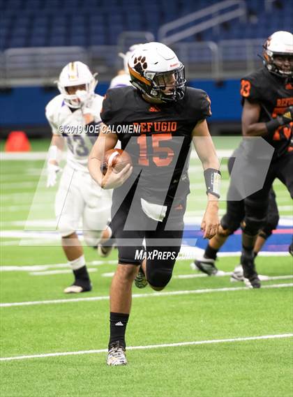 Thumbnail 3 in Refugio vs Holland (Class 2A Division I Quarterfinals) photogallery.