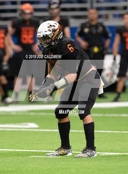 Thumbnail 2 in Refugio vs Holland (Class 2A Division I Quarterfinals) photogallery.