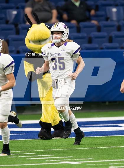 Thumbnail 2 in Refugio vs Holland (Class 2A Division I Quarterfinals) photogallery.