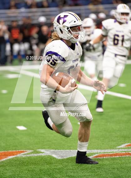 Thumbnail 3 in Refugio vs Holland (Class 2A Division I Quarterfinals) photogallery.