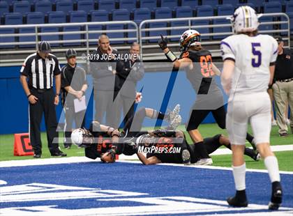 Thumbnail 3 in Refugio vs Holland (Class 2A Division I Quarterfinals) photogallery.