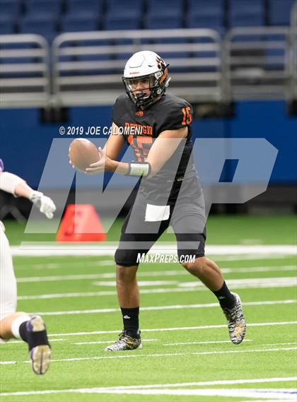 Thumbnail 2 in Refugio vs Holland (Class 2A Division I Quarterfinals) photogallery.
