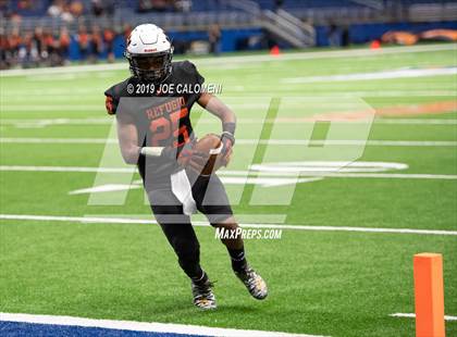 Thumbnail 1 in Refugio vs Holland (Class 2A Division I Quarterfinals) photogallery.