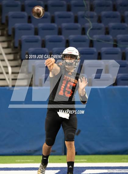 Thumbnail 3 in Refugio vs Holland (Class 2A Division I Quarterfinals) photogallery.