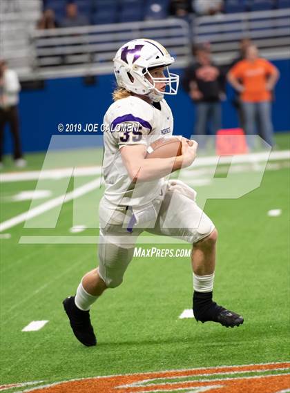 Thumbnail 1 in Refugio vs Holland (Class 2A Division I Quarterfinals) photogallery.