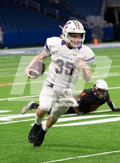 Thumbnail 3 in Refugio vs Holland (Class 2A Division I Quarterfinals) photogallery.