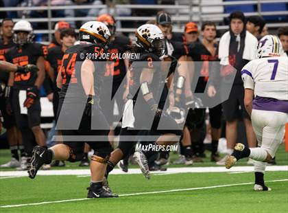 Thumbnail 1 in Refugio vs Holland (Class 2A Division I Quarterfinals) photogallery.