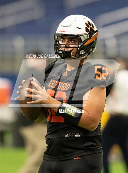 Thumbnail 3 in Refugio vs Holland (Class 2A Division I Quarterfinals) photogallery.