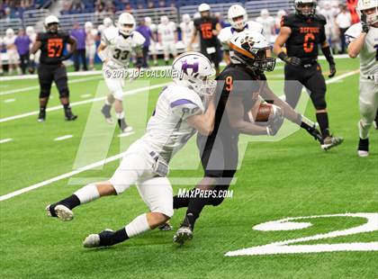 Thumbnail 1 in Refugio vs Holland (Class 2A Division I Quarterfinals) photogallery.