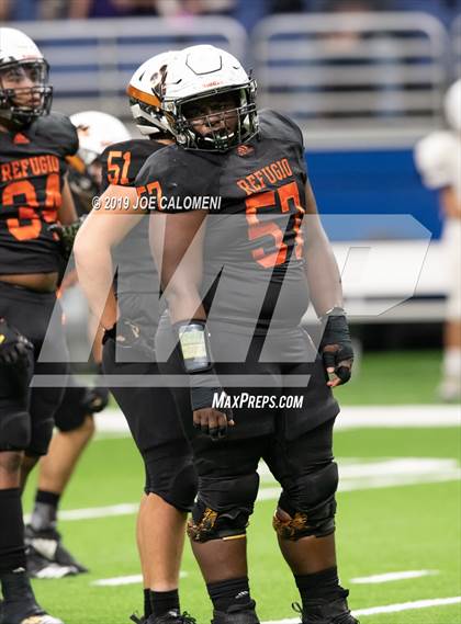 Thumbnail 1 in Refugio vs Holland (Class 2A Division I Quarterfinals) photogallery.