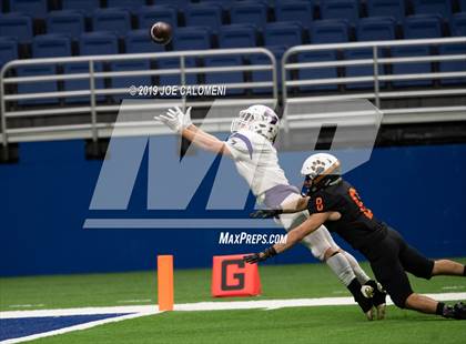 Thumbnail 3 in Refugio vs Holland (Class 2A Division I Quarterfinals) photogallery.