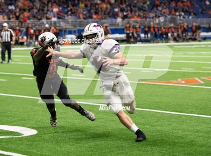 Thumbnail 3 in Refugio vs Holland (Class 2A Division I Quarterfinals) photogallery.