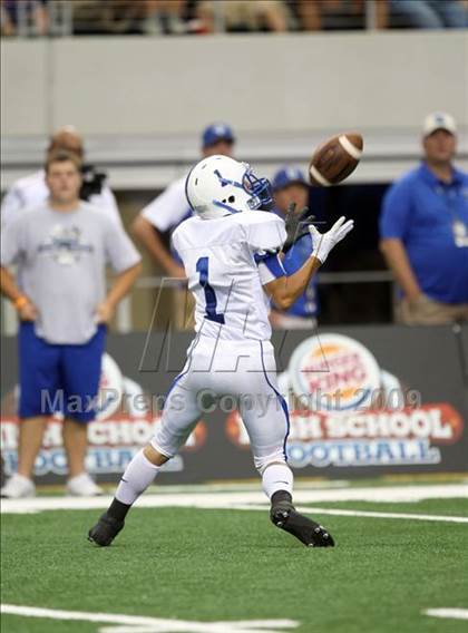 Thumbnail 1 in Bingham vs. Trinity (Kirk Herbstreit Varsity Football Series) photogallery.