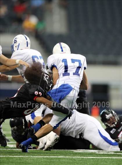 Thumbnail 3 in Bingham vs. Trinity (Kirk Herbstreit Varsity Football Series) photogallery.