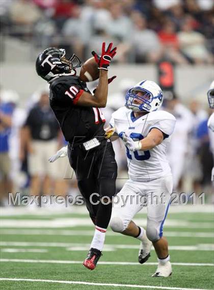 Thumbnail 3 in Bingham vs. Trinity (Kirk Herbstreit Varsity Football Series) photogallery.