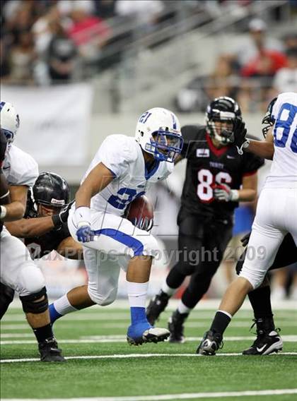 Thumbnail 2 in Bingham vs. Trinity (Kirk Herbstreit Varsity Football Series) photogallery.