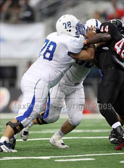Thumbnail 3 in Bingham vs. Trinity (Kirk Herbstreit Varsity Football Series) photogallery.