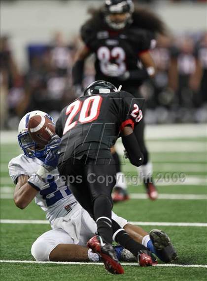Thumbnail 3 in Bingham vs. Trinity (Kirk Herbstreit Varsity Football Series) photogallery.