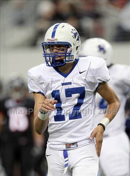 Thumbnail 2 in Bingham vs. Trinity (Kirk Herbstreit Varsity Football Series) photogallery.