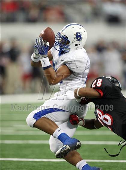 Thumbnail 3 in Bingham vs. Trinity (Kirk Herbstreit Varsity Football Series) photogallery.