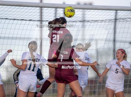 Thumbnail 1 in Horizon vs Legacy photogallery.