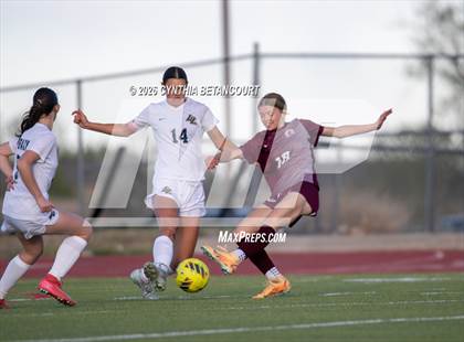Thumbnail 3 in Horizon vs Legacy photogallery.