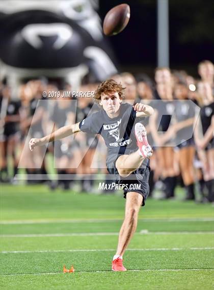 Thumbnail 3 in Cedar Park @ Vandegrift photogallery.