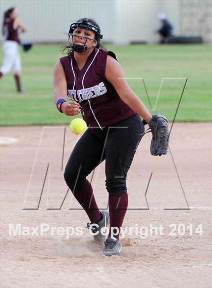 Thumbnail 3 in Gabrielino @ Rosemead photogallery.