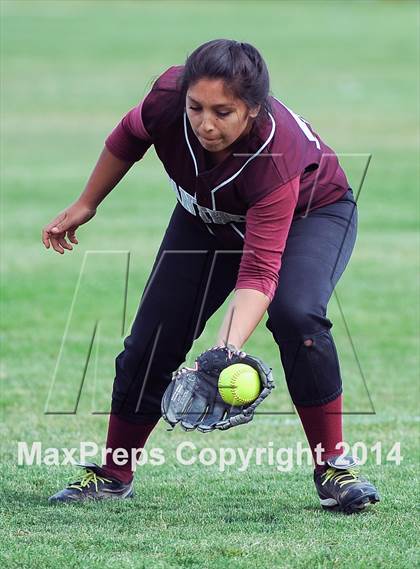 Thumbnail 1 in Gabrielino @ Rosemead photogallery.