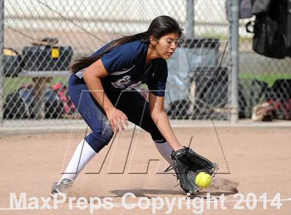 Thumbnail 2 in Gabrielino @ Rosemead photogallery.