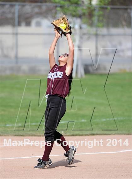 Thumbnail 3 in Gabrielino @ Rosemead photogallery.