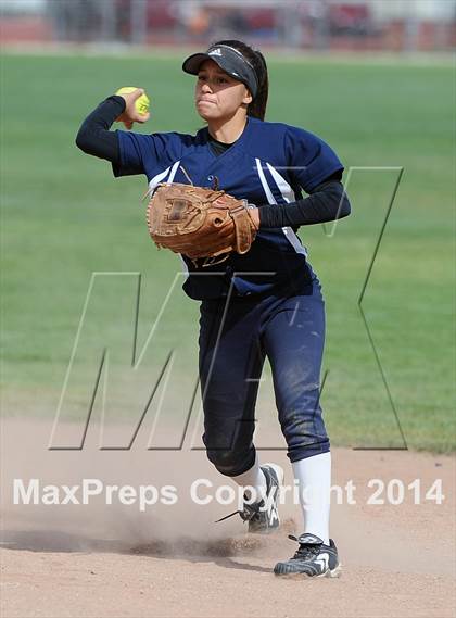 Thumbnail 1 in Gabrielino @ Rosemead photogallery.