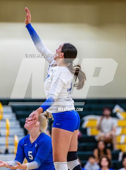 Thumbnail 1 in Valley Catholic @ Jesuit photogallery.