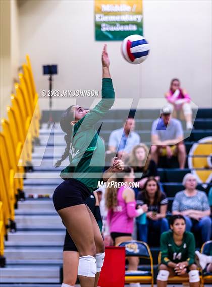 Thumbnail 2 in Valley Catholic @ Jesuit photogallery.